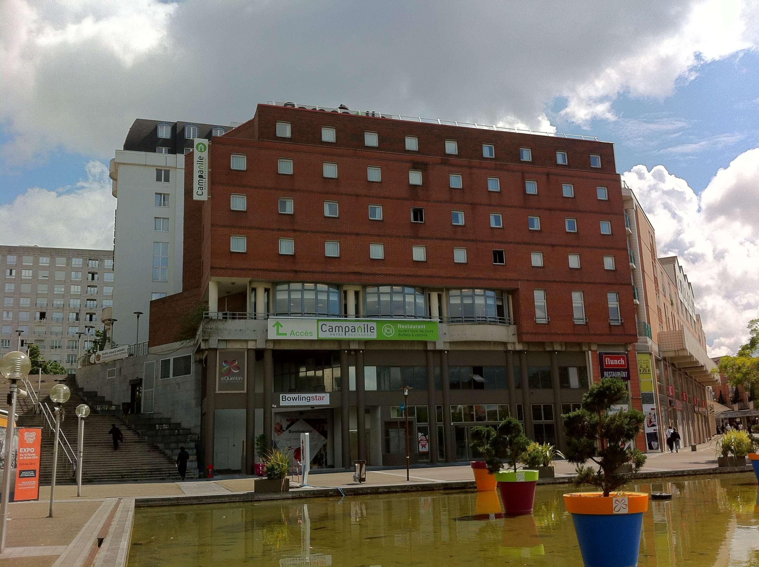 Hotel Campanile Saint-Quentin-En-Yvelines Montigny-le-Bretonneux Exterior foto
